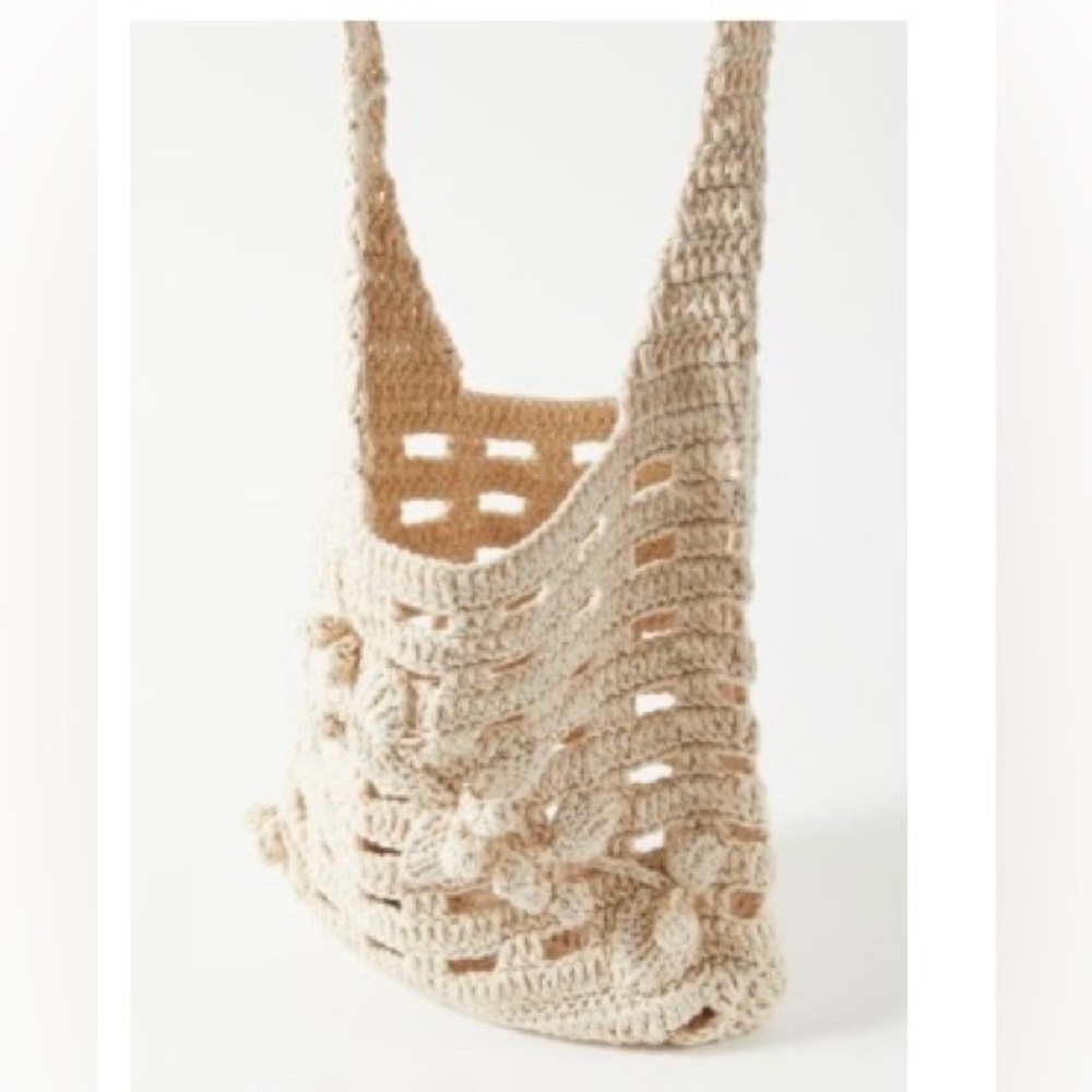 SOLD NWOT Urban Outfitters, Eileen Woven Shoulder Bag